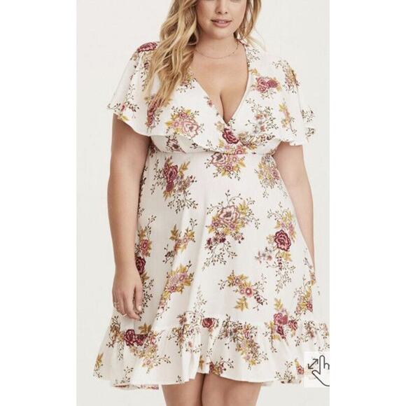 Torrid White Multi-Color Floral Print Challis Caplet‎ Skater Short Dress - Picture 1 of 10